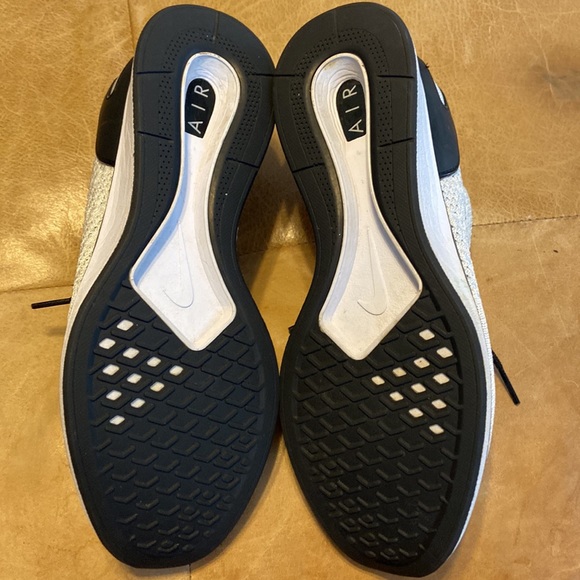 Nike Mariah shoes - Picture 6 of 9